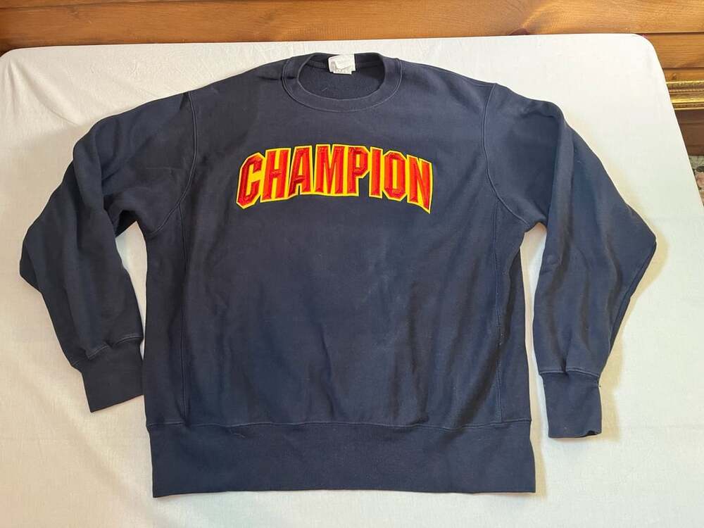 Champion Reverse Weave Navy Blue Crewneck Sweatshirt Large